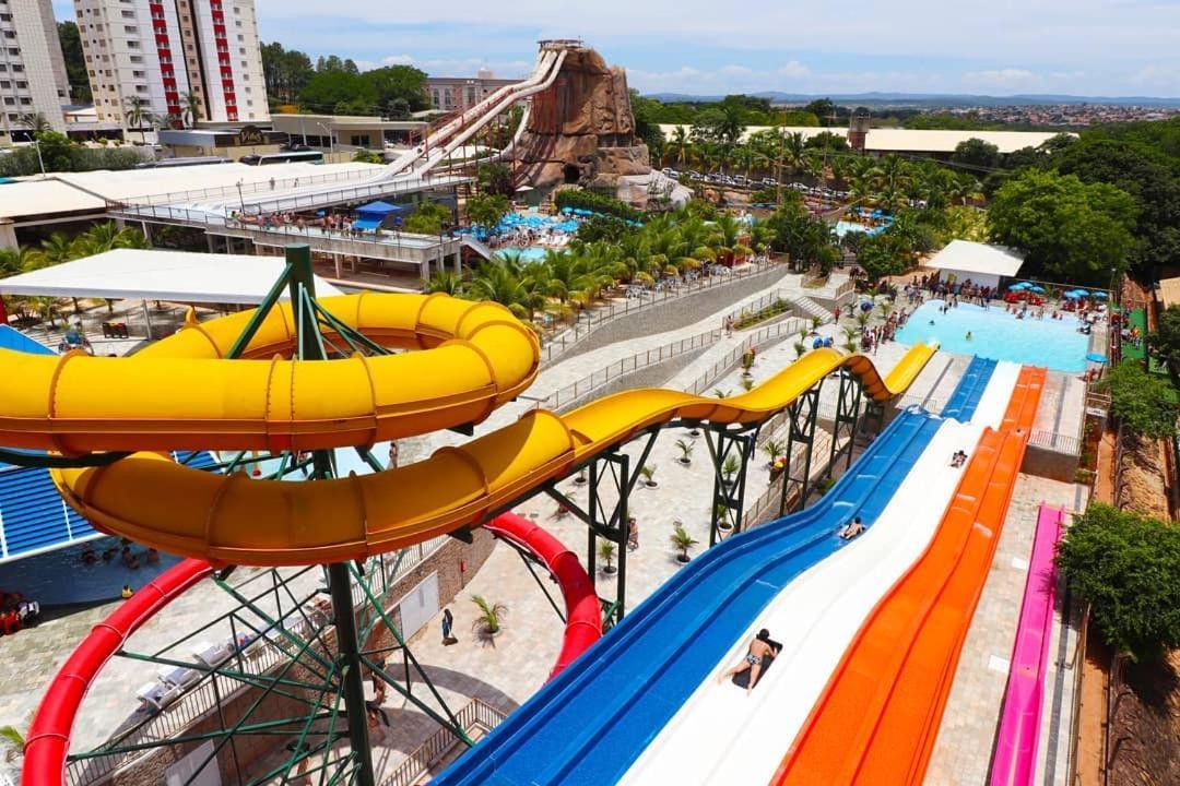Piazza Diroma Acesso Diroma Acqua Park Gratuito Star Temporada Aparthotel Caldas Novas Kültér fotó