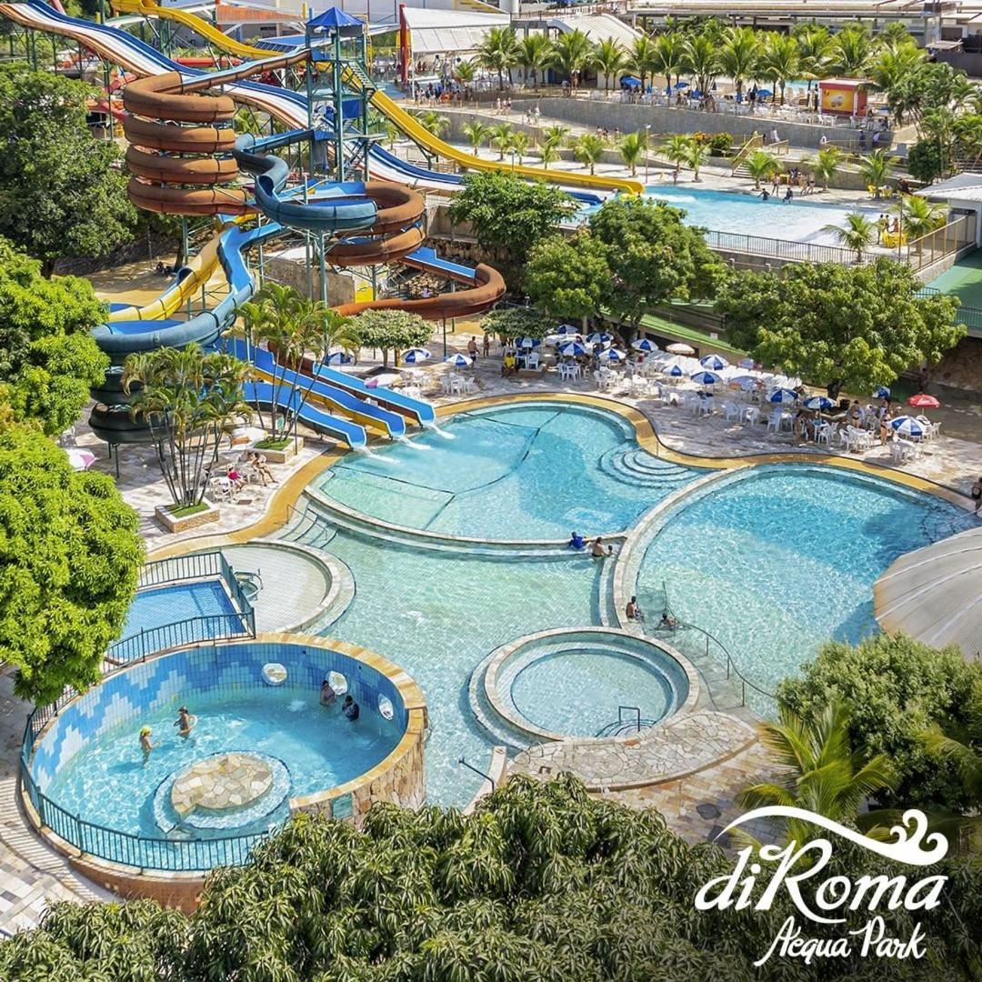 Piazza Diroma Acesso Diroma Acqua Park Gratuito Star Temporada Aparthotel Caldas Novas Kültér fotó
